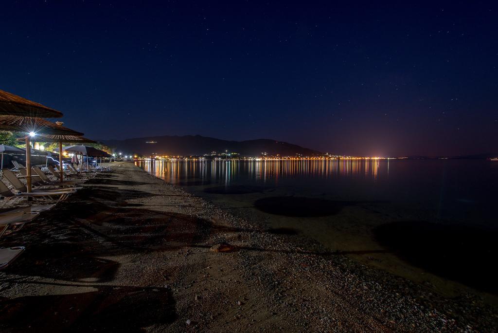 Over Sea Rooms & Villas Loutra Edipsou  Exterior foto